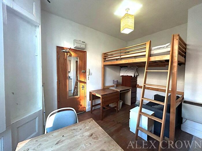 Studio To Rent In Bryantwood Road, Holloway, N7