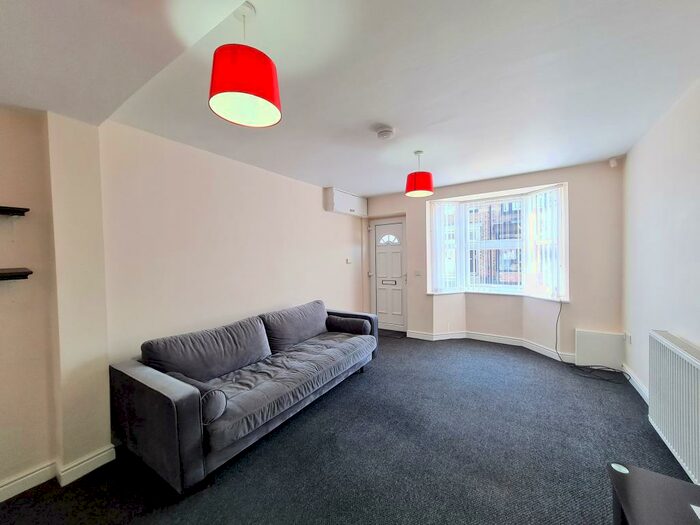 2 Bedroom Flat To Rent In Salisbury Terrace, Denes - Darlington, DL3