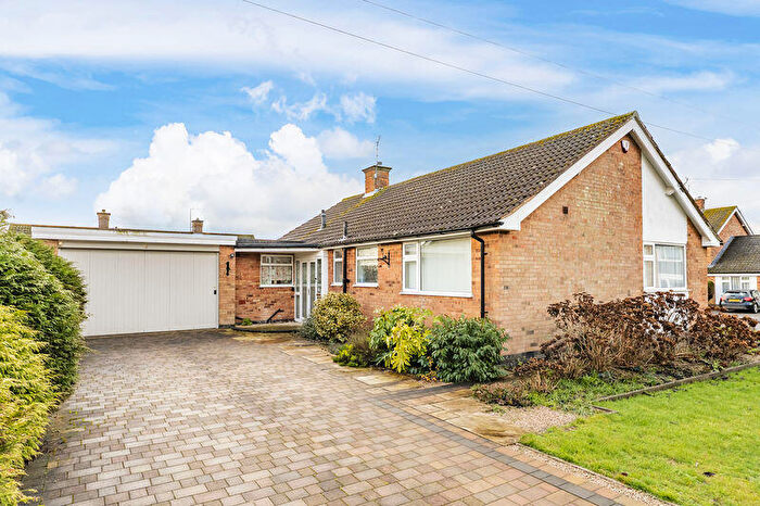 3 Bedroom Bungalow For Sale In Hill Top Avenue, Great Glen, LE8