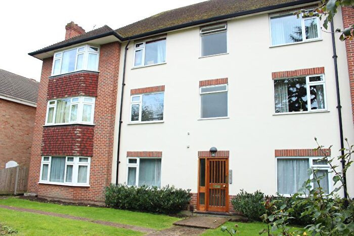 2 Bedroom Flat To Rent In Greenbury Lodge, Albemarle Road, Bromley, London, BR3