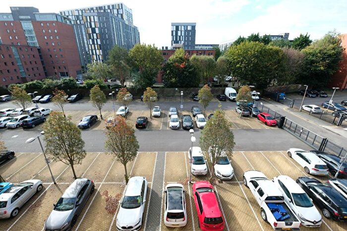 2 Bedroom Flat For Sale In The Riley Building, Derwent Street, M5