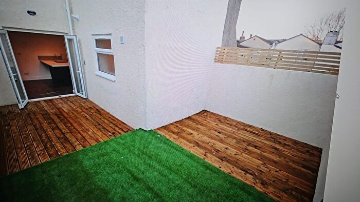 1 Bedroom Detached House To Rent In Armoury Square, Bristol, BS5