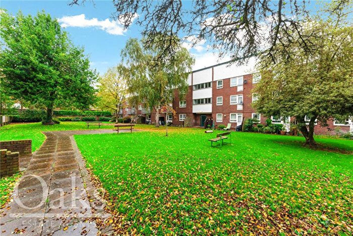 Studio To Rent In Roupell Road, London, SW2