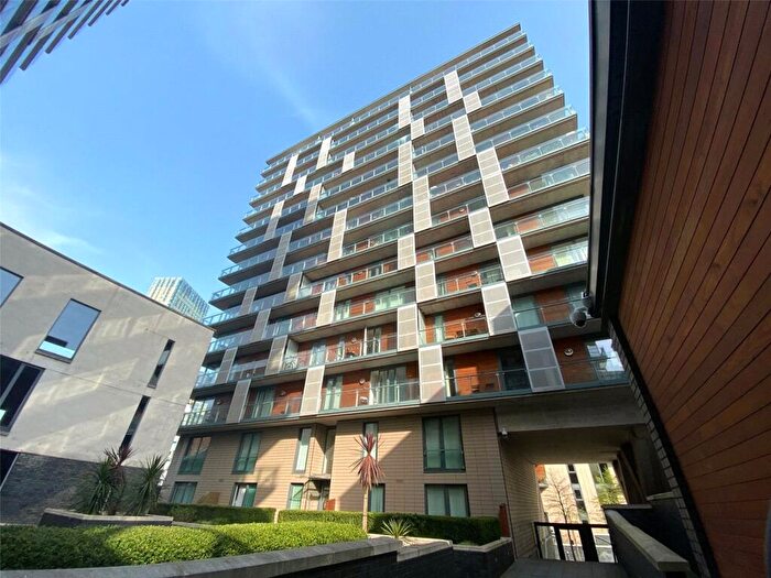 2 Bedroom Apartment To Rent In Spectrum Block, Blackfriars Road, Manchester City Centre, Salford, M3