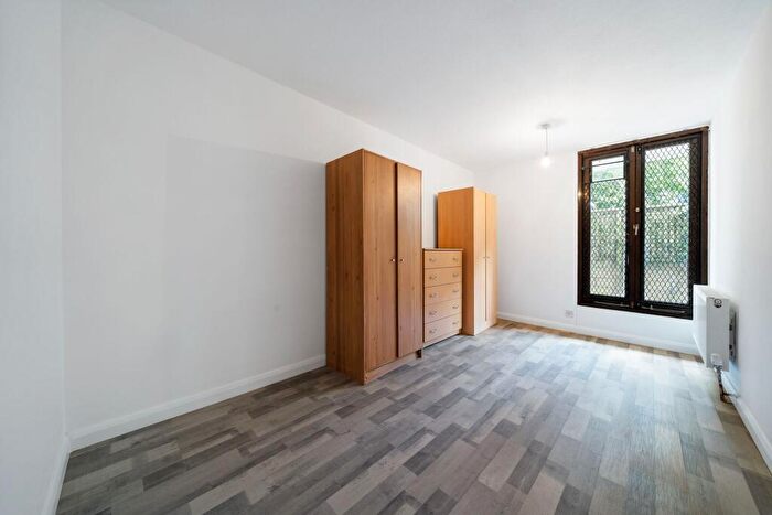 2 Bedroom Apartment To Rent In Stoneleigh Terrace, London, N19
