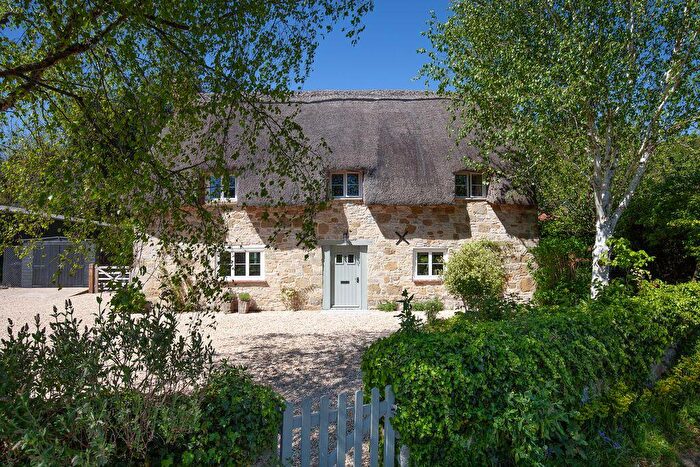 3 Bedroom Detached House For Sale In Sandhills Road, Dinton, SP3