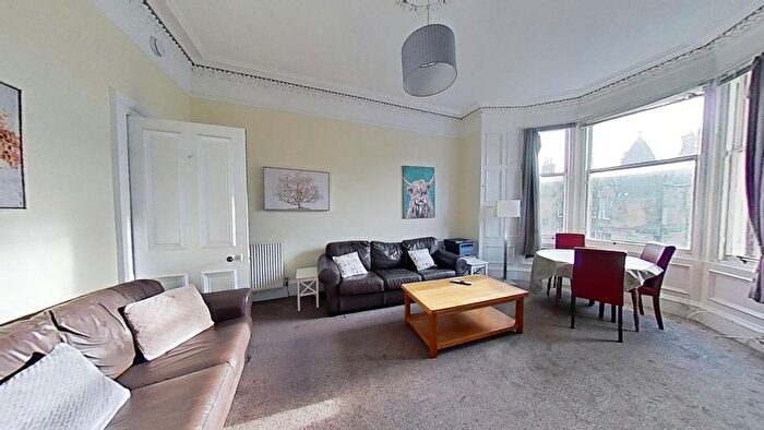 2 Bedroom Flat To Rent In Roseneath Street, Edinburgh, EH9