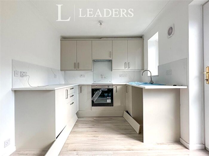 3 Bedroom Terraced House To Rent In Hunter Close, PO13