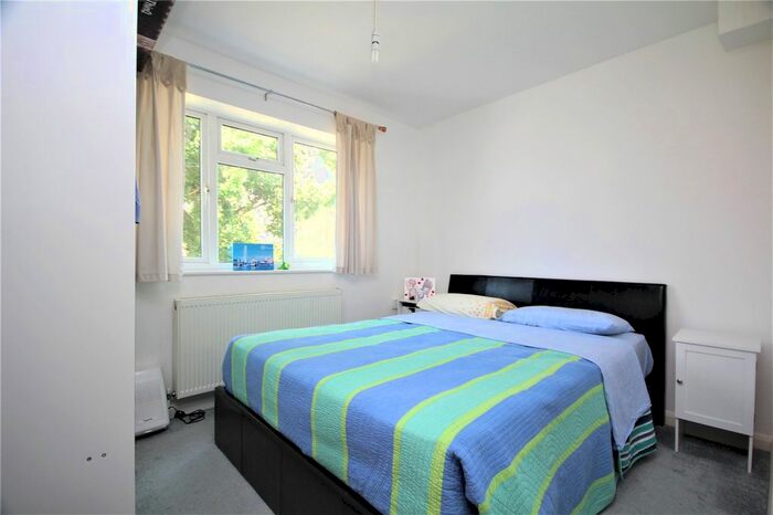 1 Bedroom Flat To Rent In Rowlands Road, Worthing, West Sussex, BN11