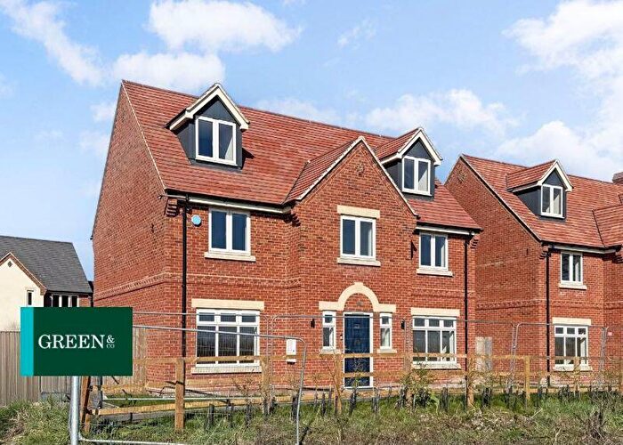 5 Bedroom Detached House For Sale In Castle Gardens, East Hanney, OX12