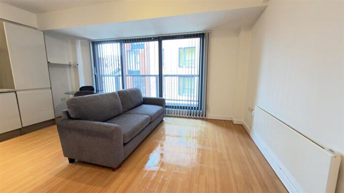 1 Bedroom Apartment To Rent In Agecroft House Northern Quarter, M4