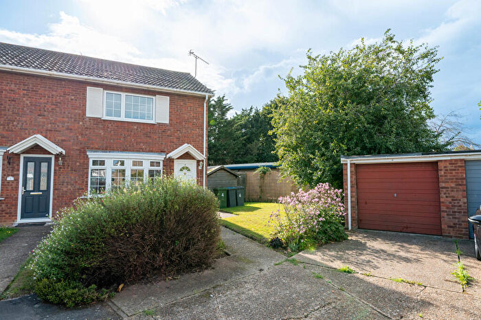 2 Bedroom End Of Terrace House For Sale In Longcroft, Felixstowe, IP11