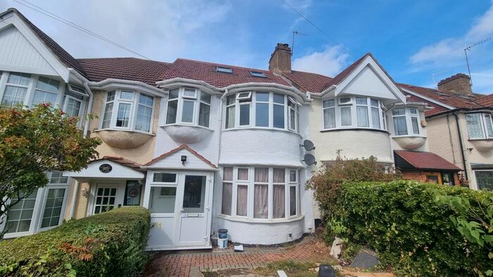 1 Bedroom Terraced House To Rent In Ground Floor, Hay Lane, Kingsbury, NW9