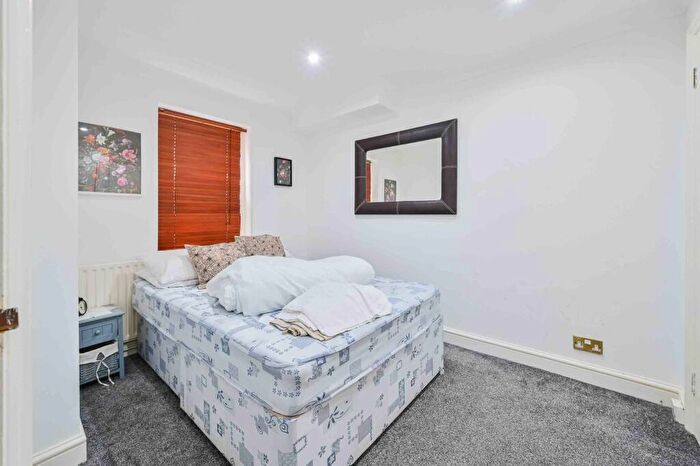 3 Bedroom Mews For Sale In Rutland Mews, St John's Wood, London, NW8