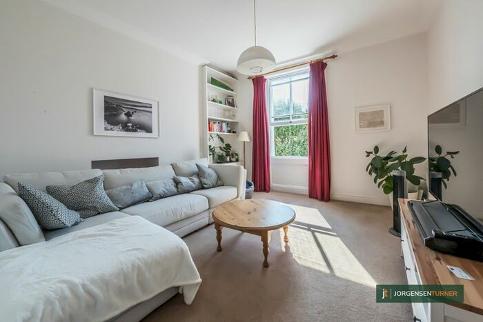 1 Bedroom Flat To Rent In Randolph Avenue, London, Greater London, W9
