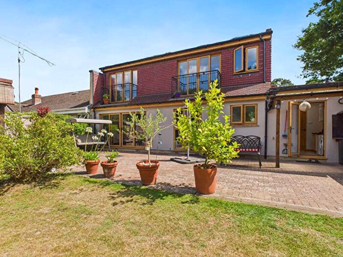 3 Bedroom Semi-Detached House For Sale In Heathway, Chaldon, CR3