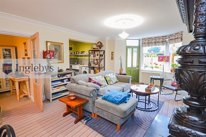 1 Bedroom Flat For Sale In Balmoral Terrace, Saltburn-By-The-Sea, TS12