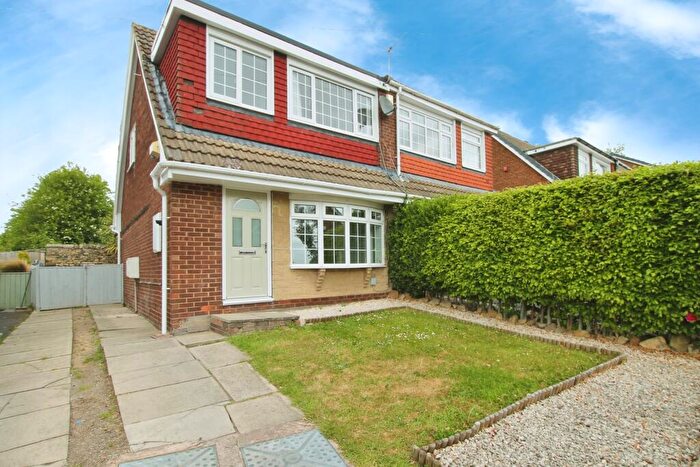 3 Bedroom Semi-Detached House To Rent In The Poplars, West Yorkshire, Guiseley, LS20