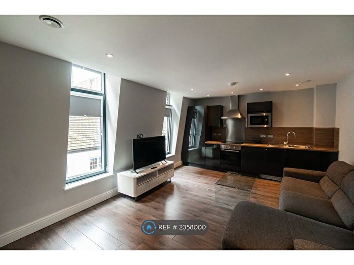 2 Bedroom Flat To Rent In Cheapside, Liverpool, L2