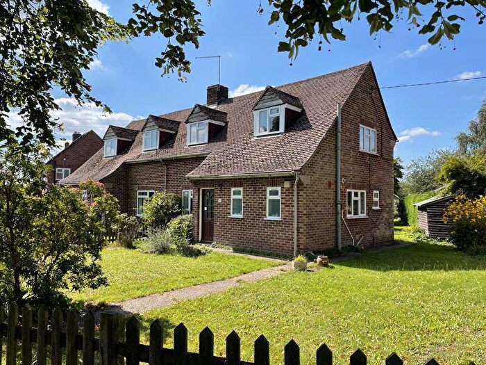2 Bedroom Semi-Detached House To Rent In Durley, SO32