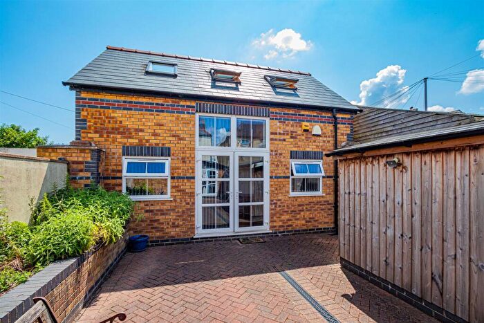 1 Bedroom Duplex To Rent In Richards Terrace, CF24