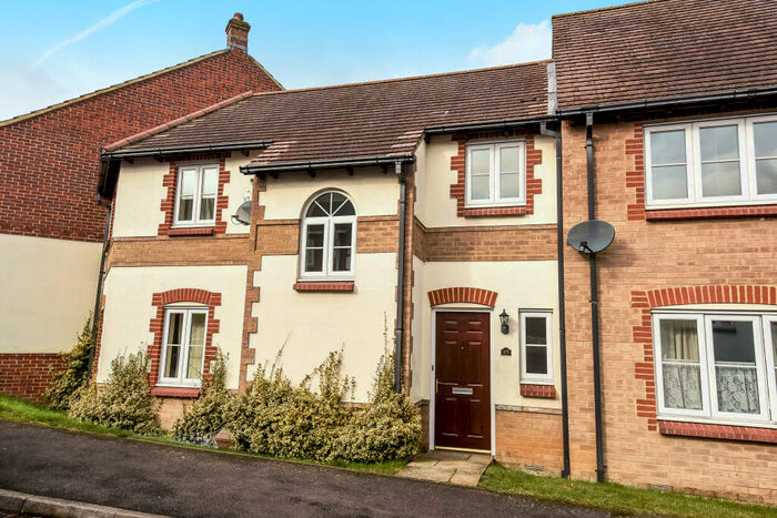 3 Bedroom Semi-Detached House To Rent In Hubble Close, Headington, OX3
