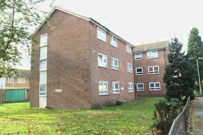 1 Bedroom Flat To Rent In Grantham Road, London E12