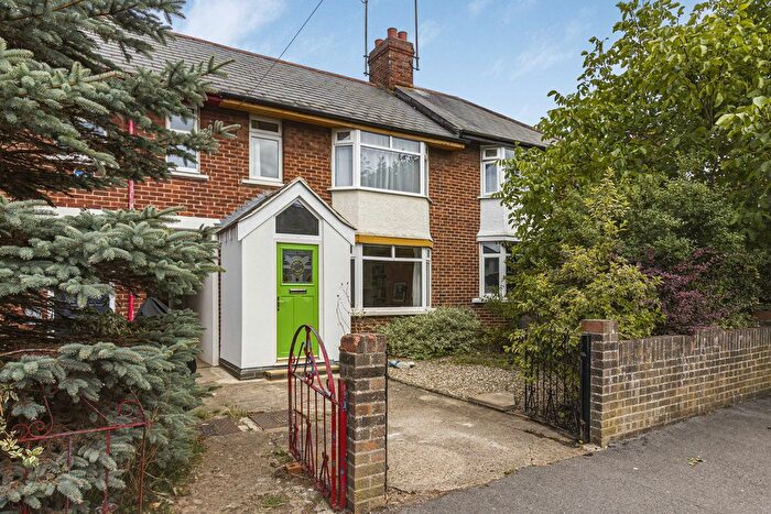 3 Bedroom Terraced House For Sale In Cornwallis Road, Oxford, OX4