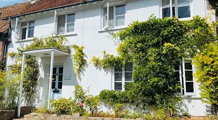 4 Bedroom Character Property For Sale In Kingsdown, CT14