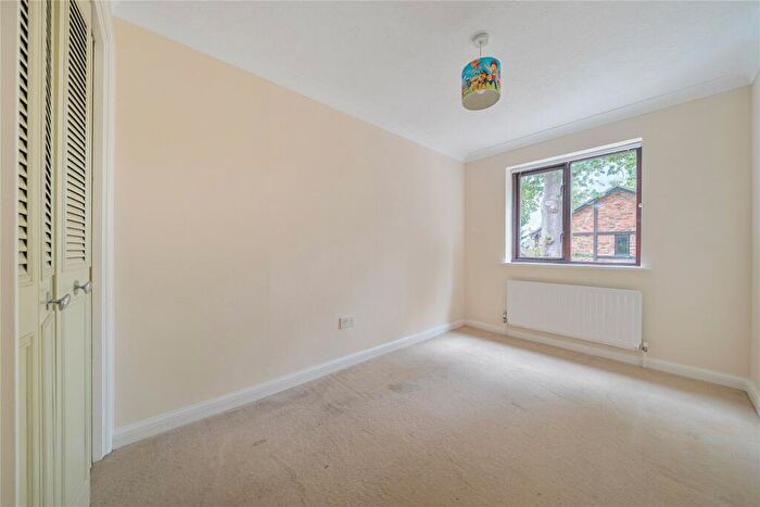 5 Bedroom Detached House For Sale In Fyfield Close, Bromley, BR2