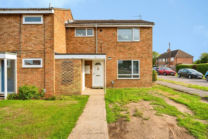 3 Bedroom End Of Terrace House For Sale In St. Pauls Close, Flitwick, Bedford, Bedfordshire, MK45