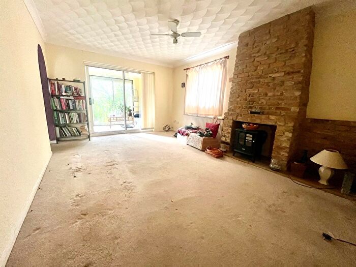 2 Bedroom Detached Bungalow For Sale In Balingdon Lane, Linton, Cambridge, CB21