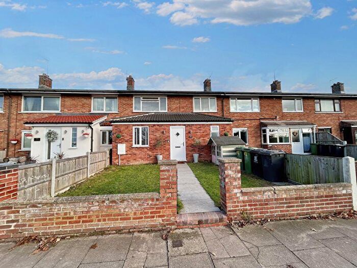 4 Bedroom Terraced House For Sale In Selwyn Road, Gorleston, NR31