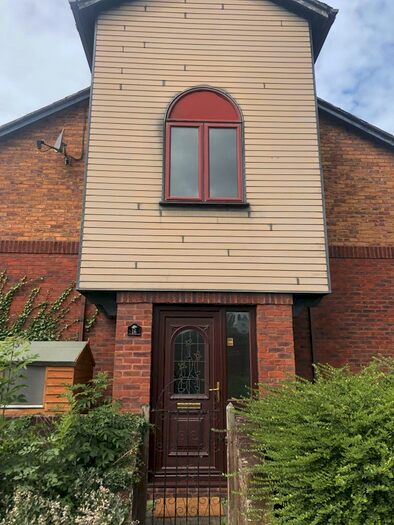 3 Bedroom House To Rent In Hayes Barton Court, Exeter, EX4