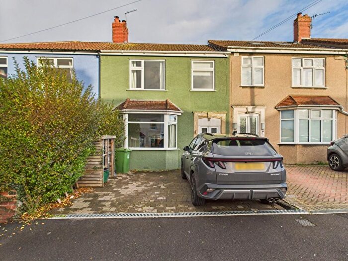 3 Bedroom Terraced House For Sale In Cecil Avenue, Bristol, BS5