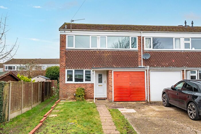 3 Bedroom End Terrace House For Sale In Gallaghers Mead, Andover, SP10