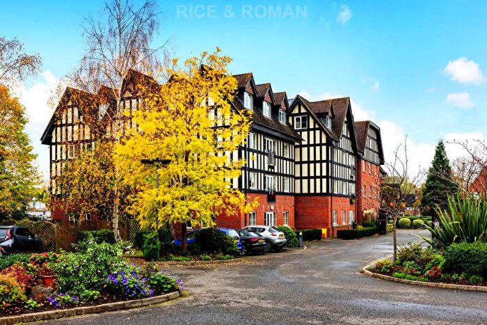 1 Bedroom Retirement Property For Sale In Hinchley Manor, Hinchley Wood, KT10