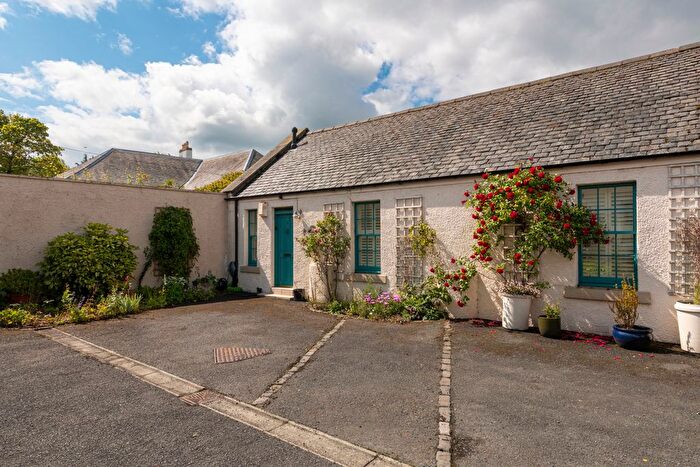 2 Bedroom Bungalow For Sale In West Loan Court, Prestonpans, EH32