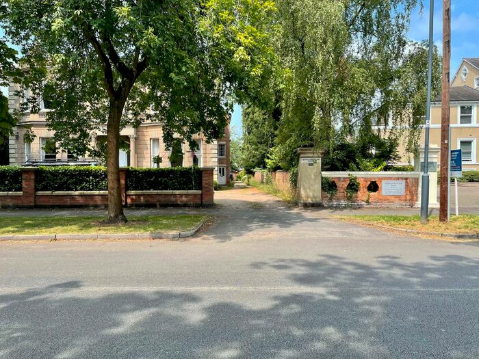 3 Bedroom Flat To Rent In Northumberland Road, Leamington Spa, CV32