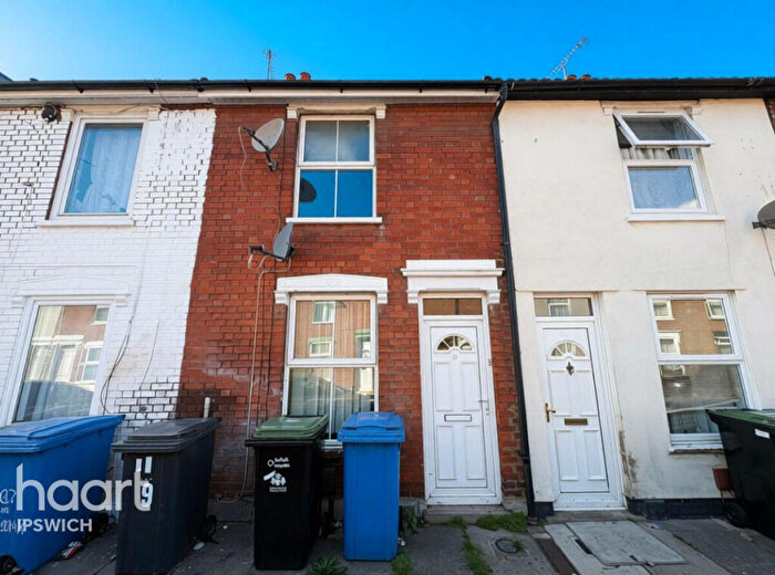 3 Bedroom Terraced House For Sale In Sirdar Road, Ipswich, IP1