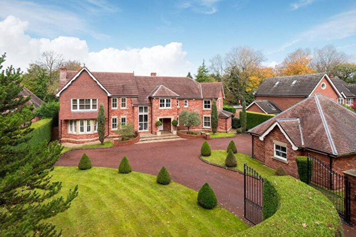 4 Bedroom Detached House For Sale In Chatsworth Road, Worsley, M28