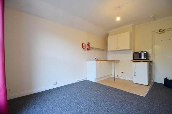 1 Bedroom Studio To Rent In Rosebery Road, Norwich, NR3