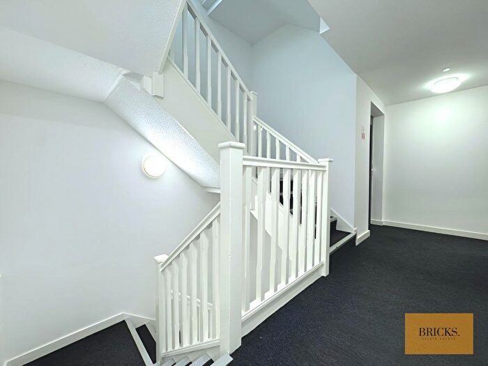 1 Bedroom Flat To Rent In Flat, Rothesay Road, Luton, LU1