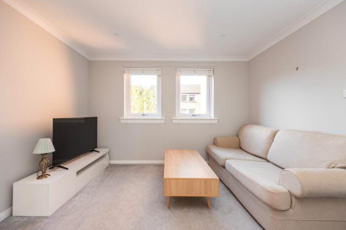 1 Bedroom Flat For Sale In / Coxfield, Edinburgh, EH11