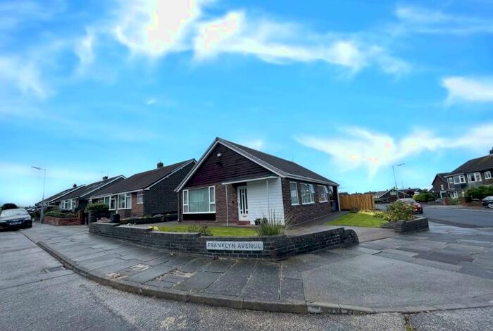 2 Bedroom Bungalow For Sale In Franklyn Avenue, Seaton Sluice, Whitley Bay, NE26