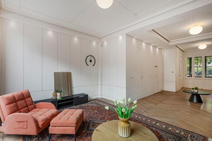 5 Bedroom Flat To Rent In Belmont Street, London, NW1