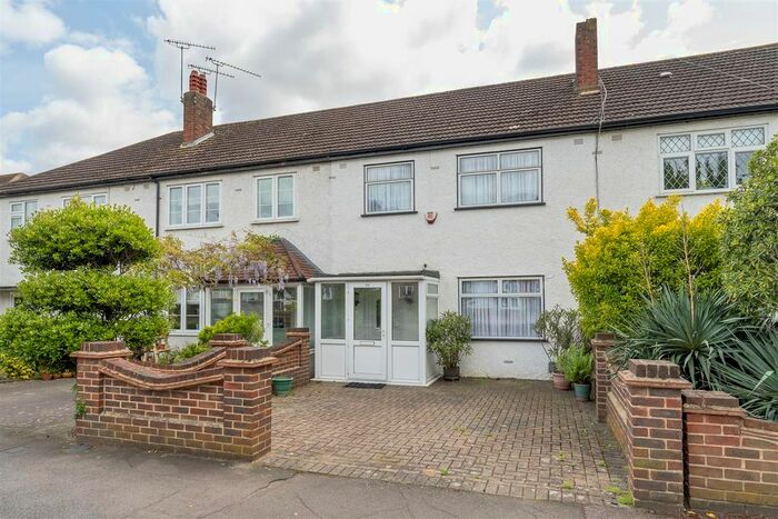 3 Bedroom Terraced House To Rent In Ashbourne Avenue, London, E18