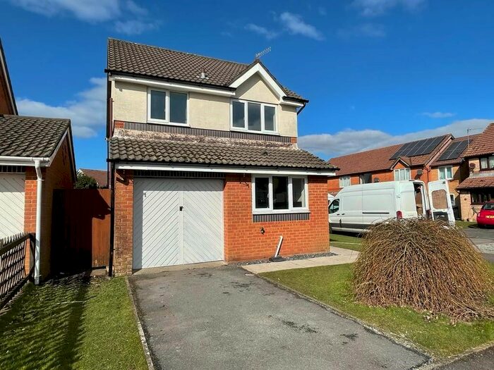 3 Bedroom Detached House To Rent In Clos Healy, Gowerton, Swansea, SA4
