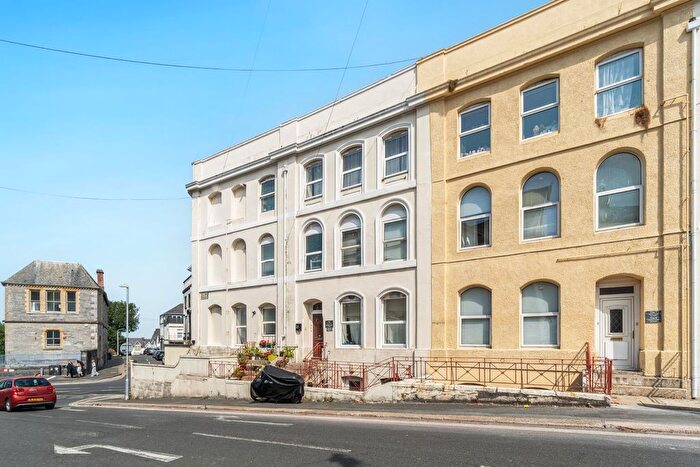 4 Bedroom Flat To Rent In Hill Park Crescent, Plymouth, PL4