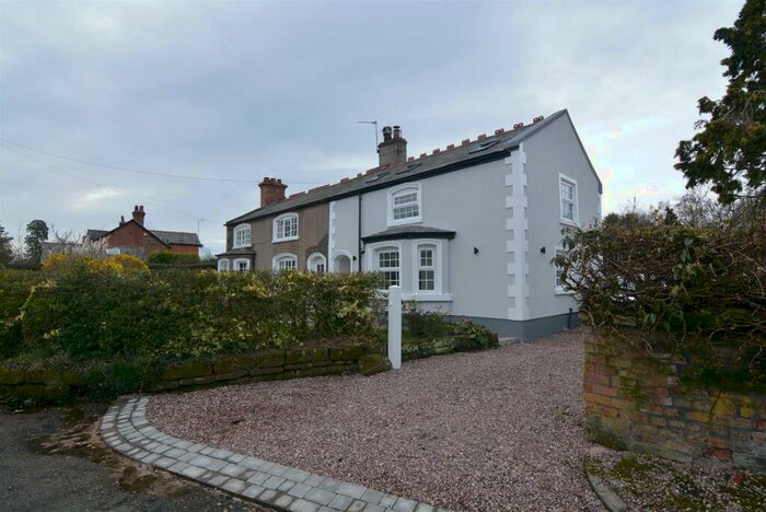 2 Bedroom Cottage To Rent In Old Hall Lane, Puddington, CH64